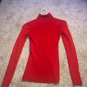 Slimming red long sleeve turtle neck